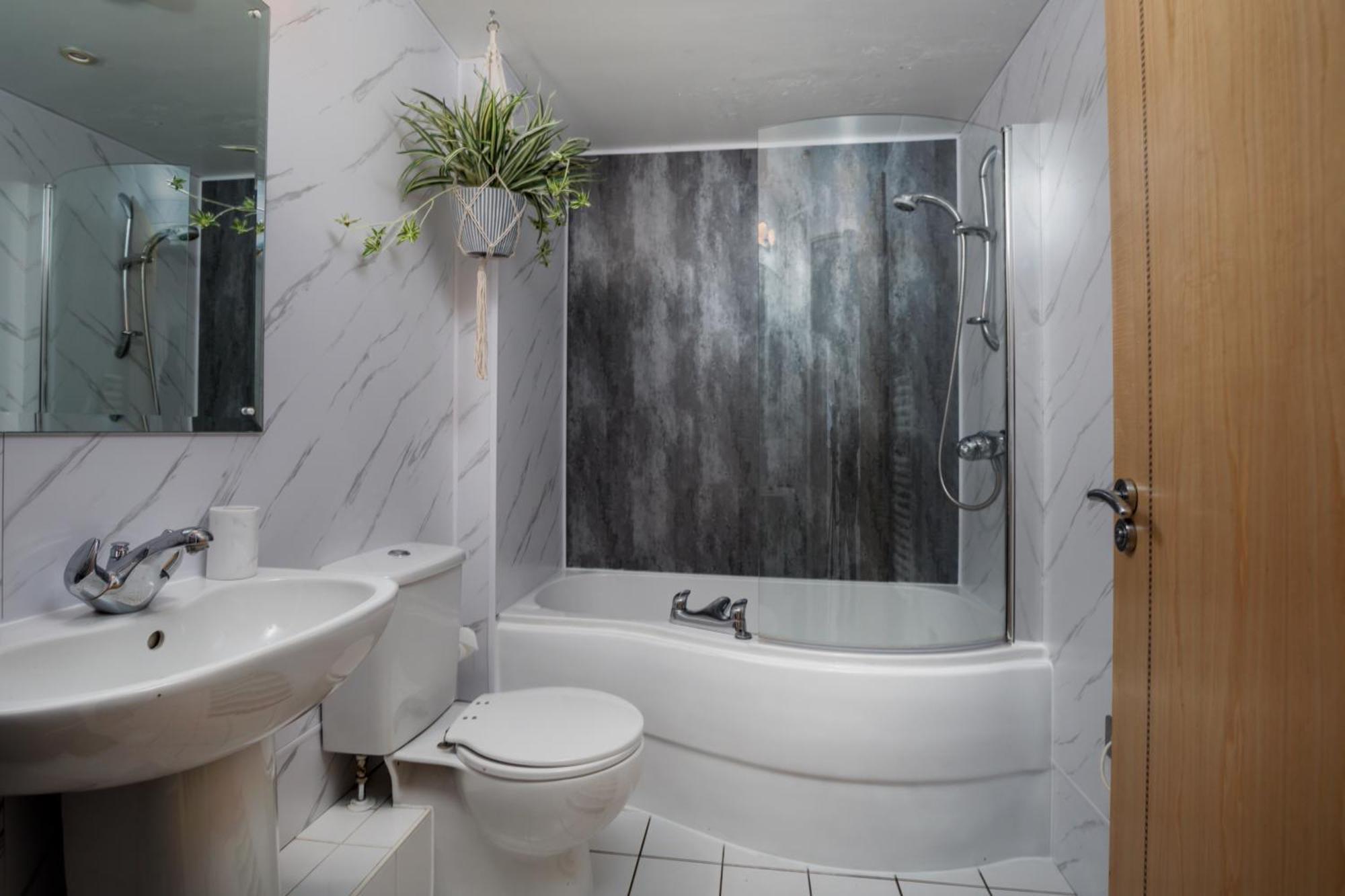 Large Central Penthouse In Leeds Leeds  Extérieur photo